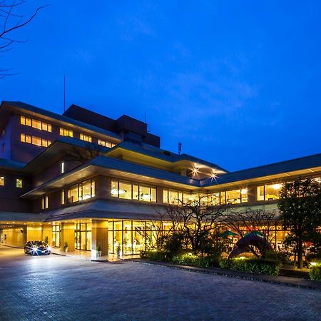 Kkr Hotel Кумамото Екстериор снимка