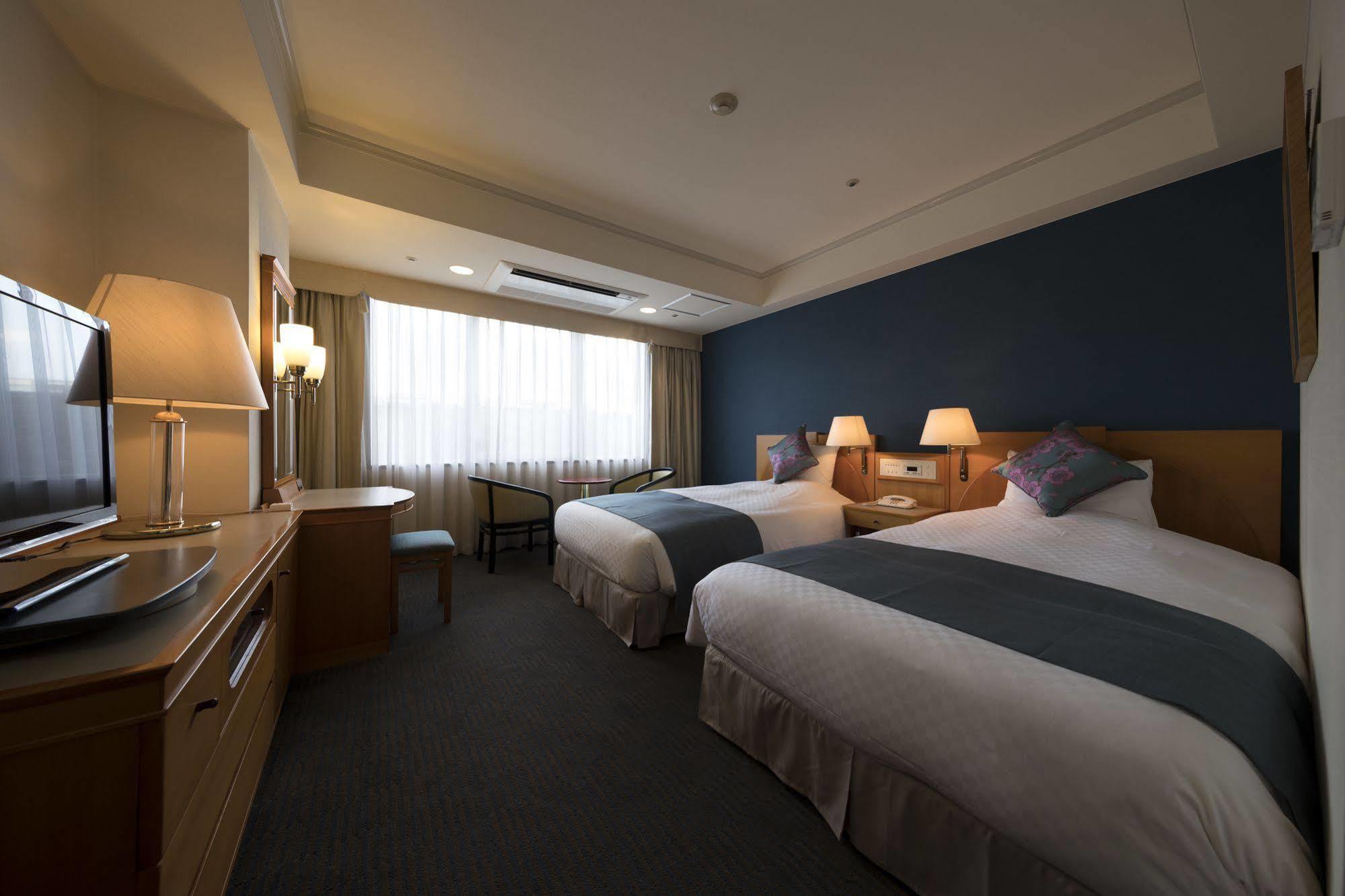 Kkr Hotel Кумамото Екстериор снимка